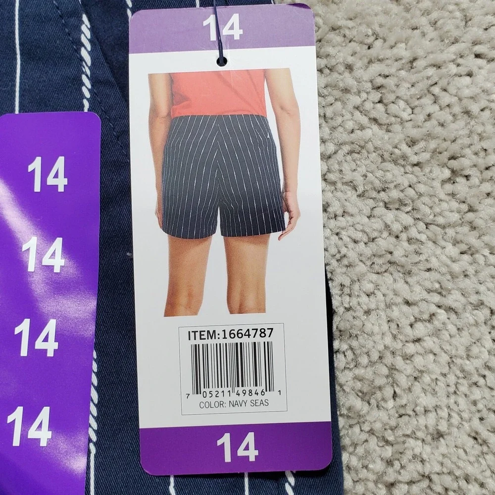 Nautica Shorts Women's 14 Navy Blue Mid Rise Twill Striped Lined Chino‎ Nautical